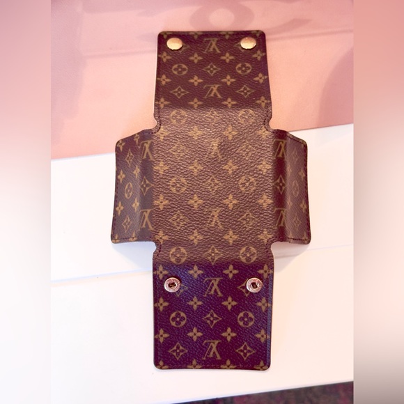 Louis Vuitton Monogram Travel Jewelry Case - Picture 8 of 8